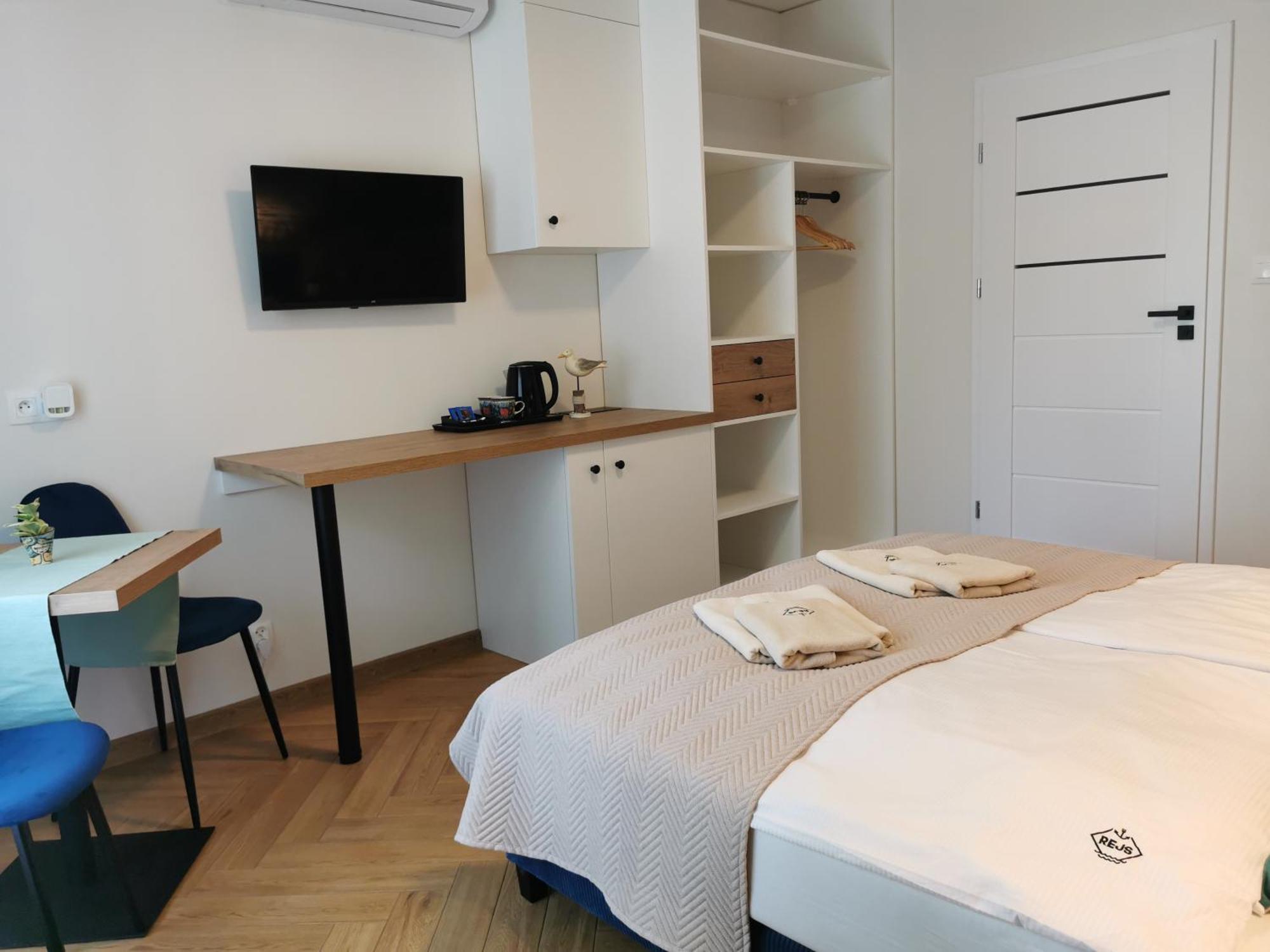 Dom Goscinny Z Restauracja - Rejs Dziwnów 외부 사진